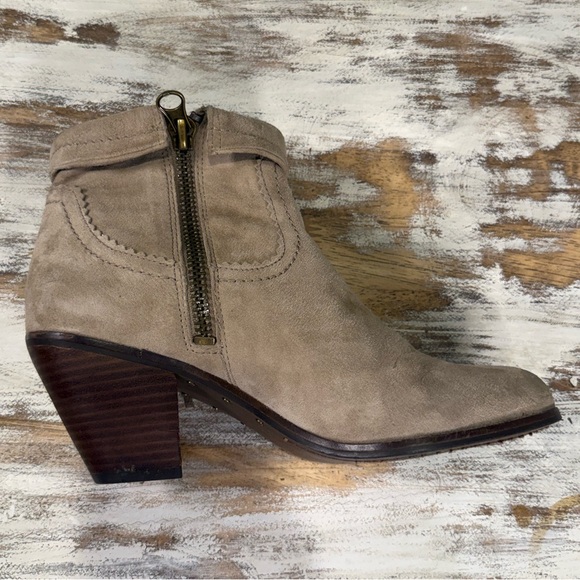 Sam Edelman Louie Western Fringe Suede Ankle Booties - Boho Beige - Picture 15 of 15